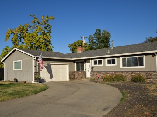1141 Avon Way